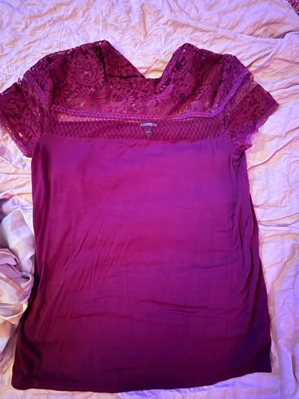 Red Express Laced blouse. Elegant & Flattering women's size Small